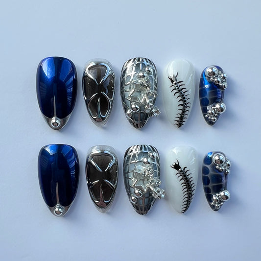 Silver Centipede
